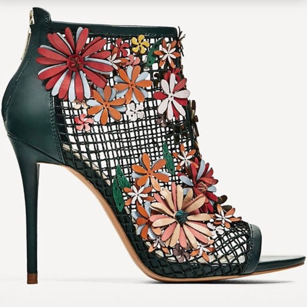 TAGS ON!! ZARA Netted Floral Heels with 3D Flowers